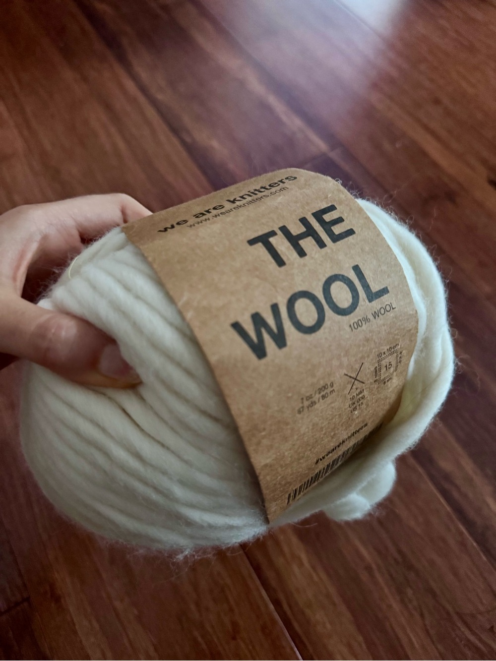 NWT We Are Knitters Cream Wool Bulky Chunky 10mm Yarn Ball Soft White Skein 7oz - Picture 4 of 5